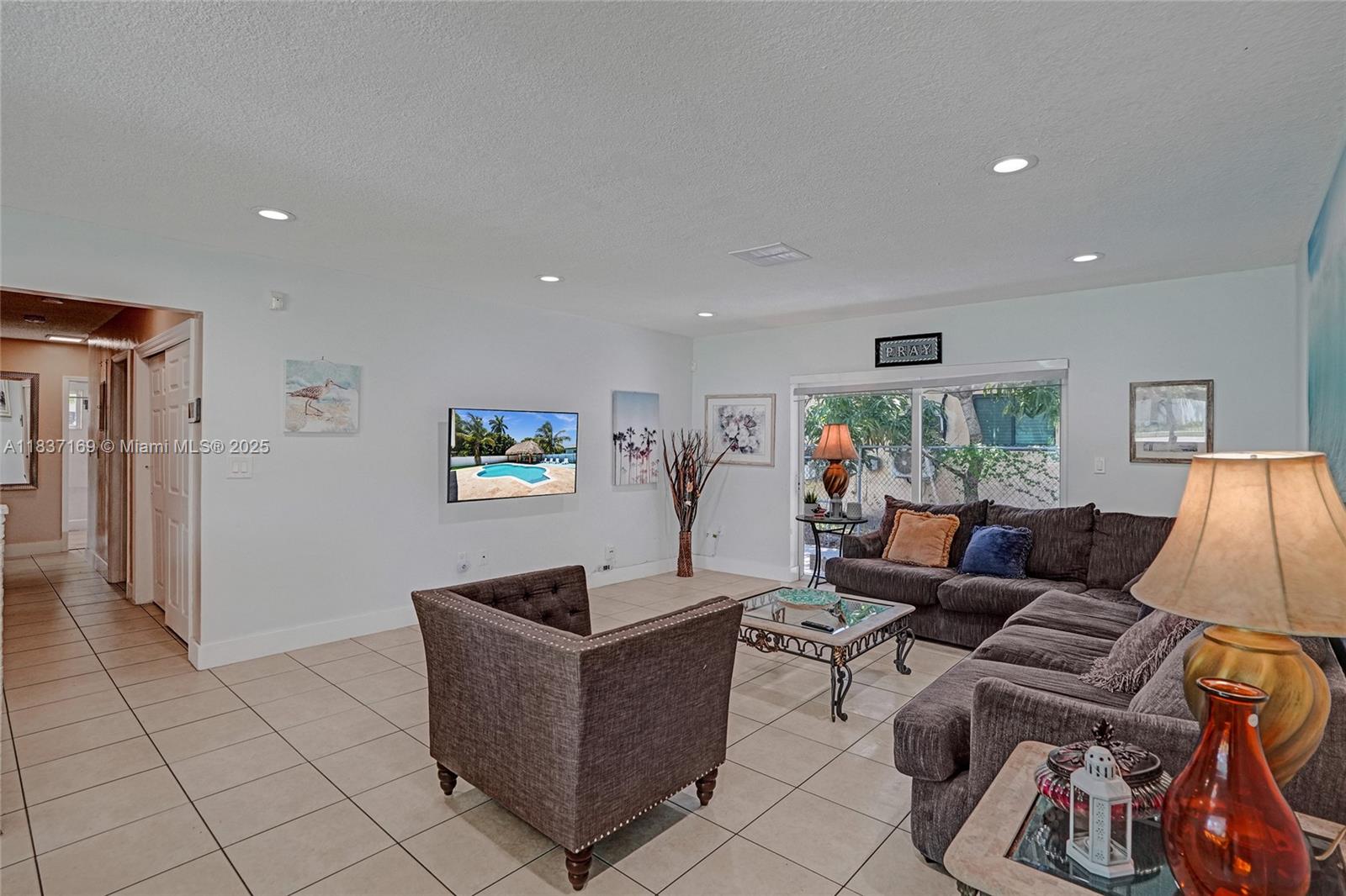 ROSEN TR - Residential