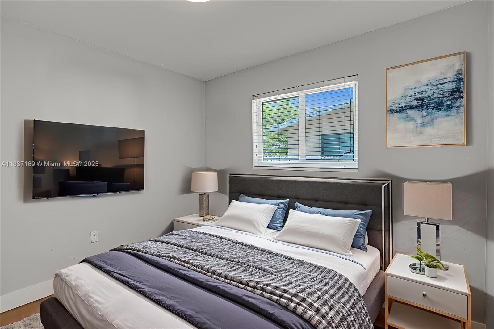 ROSEN TR - Residential