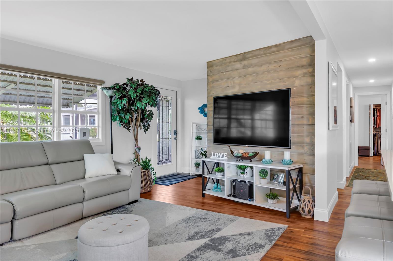 NORTHERN PINES MOBILE HOM - Residential