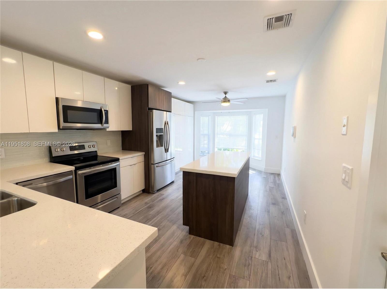 WEST LAKE VILLAGE PLAT - Residential