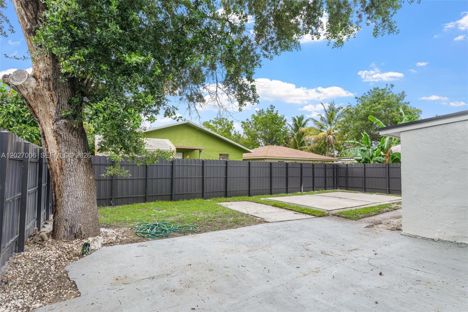 EVERGLADES AVE HTS ADDN - Residential