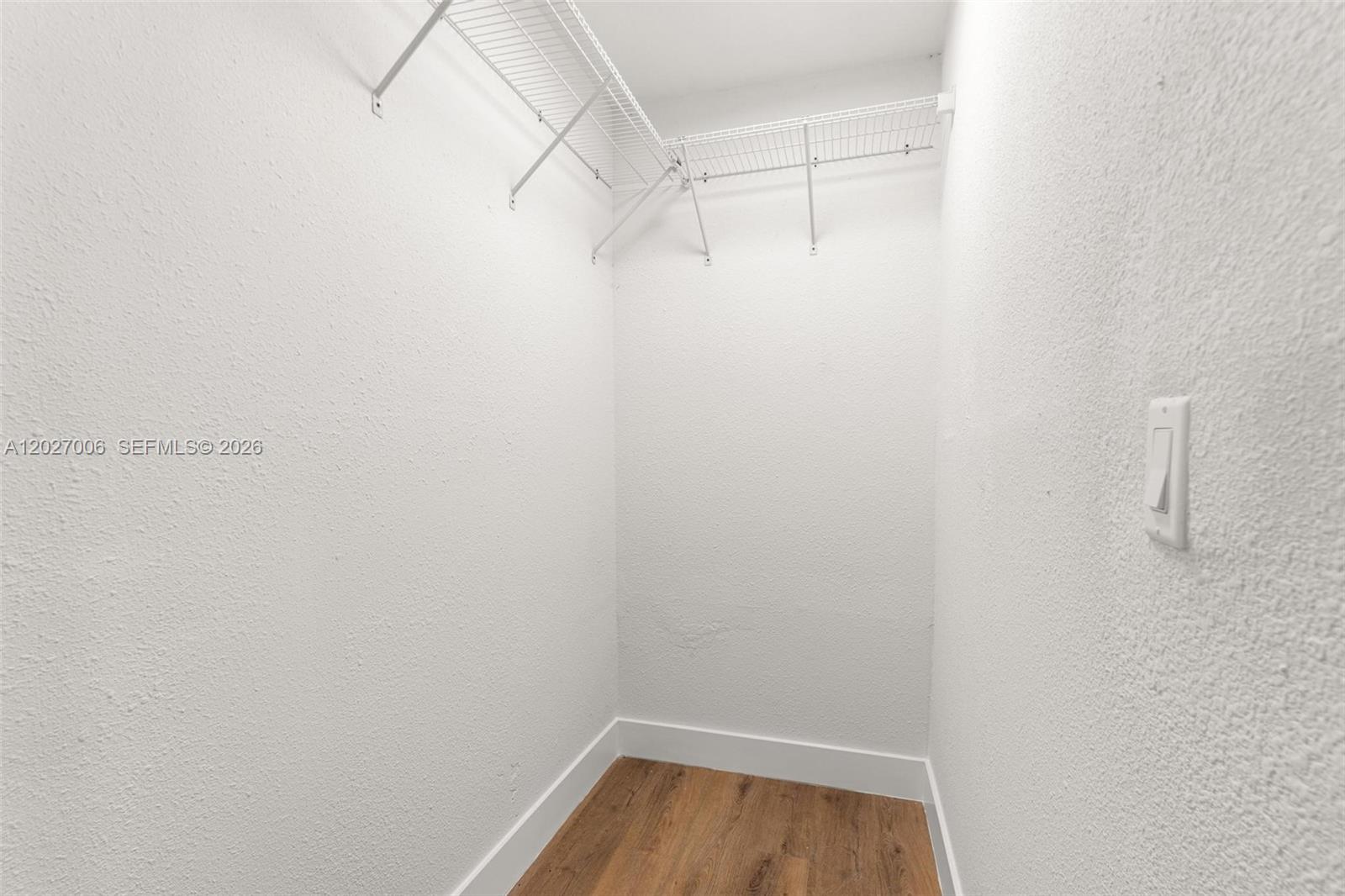 EVERGLADES AVE HTS ADDN - Residential