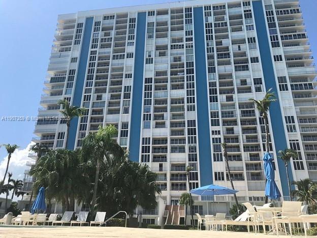 CASA DEL MAR CONDO - Residential Lease