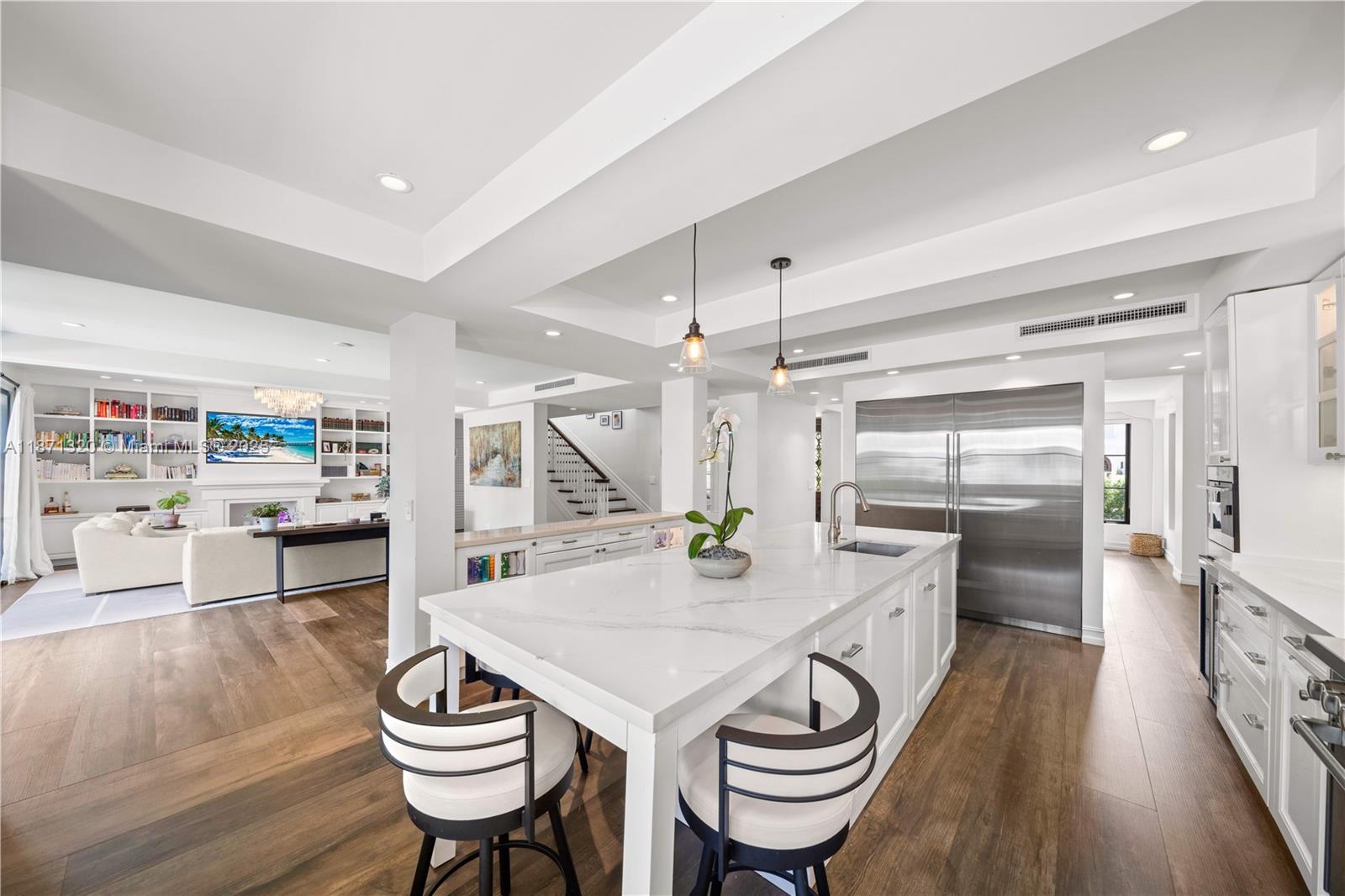 BEACH VIEW - Residential Lease