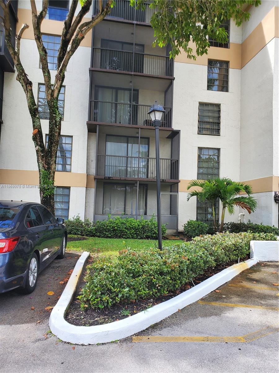 INVERWOOD CONDO - Residential Lease