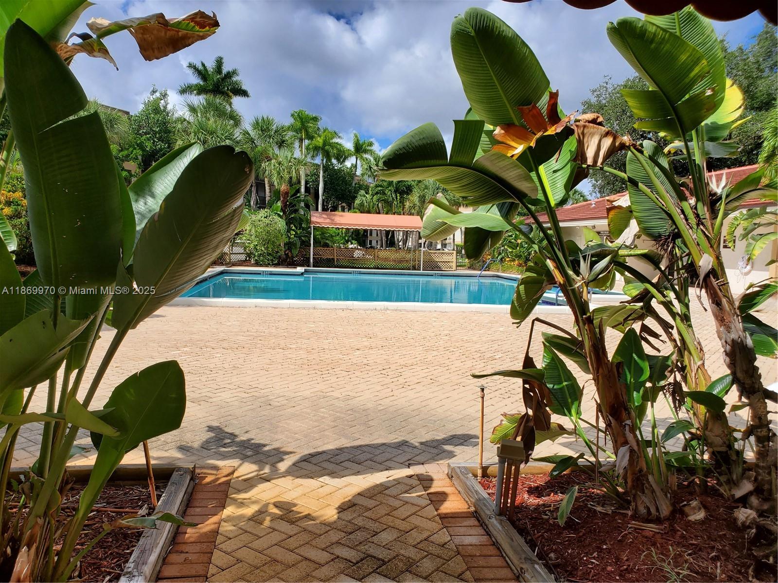 INVERWOOD CONDO - Residential Lease