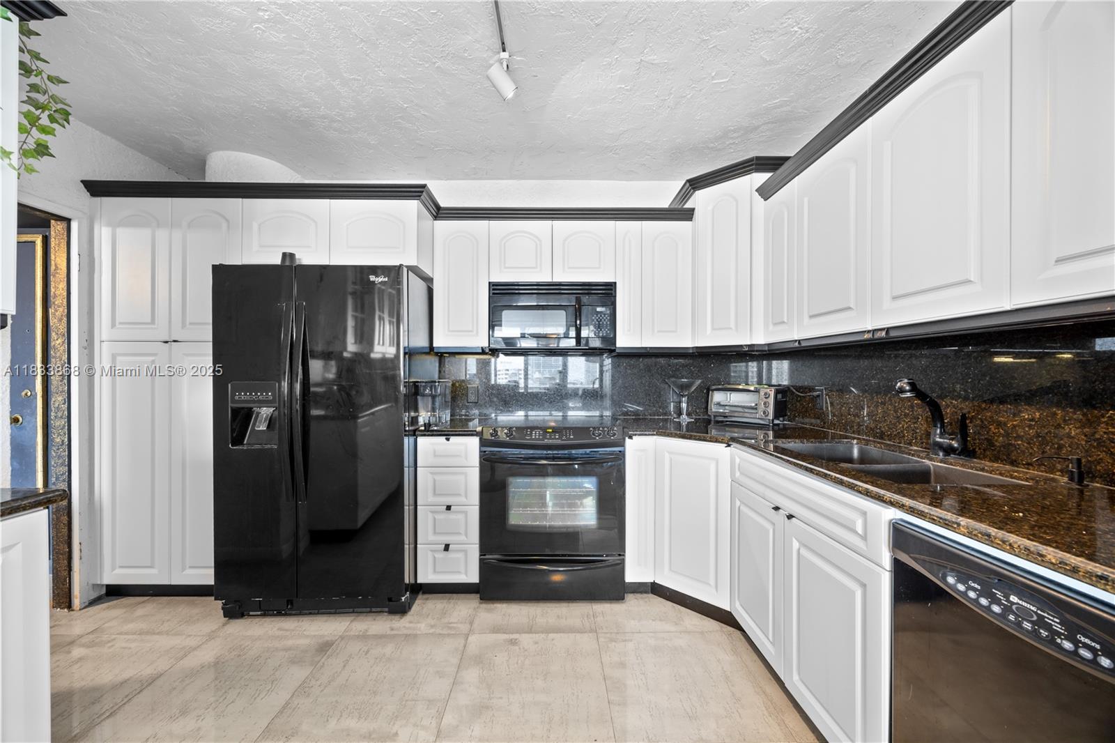 900 Bay Dr 624