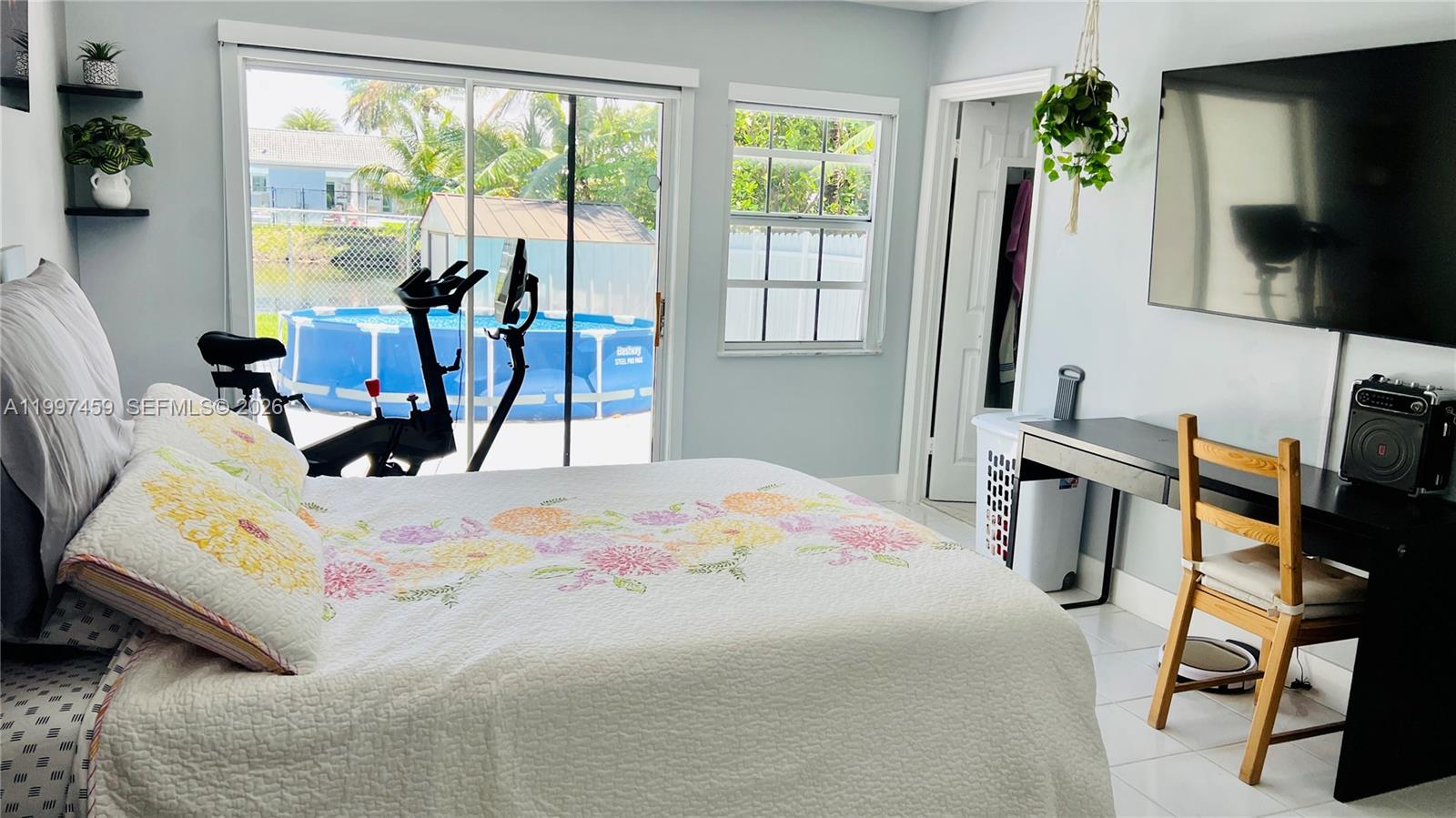 COUNTRY LAKE PARK 1ST ADD - Residential