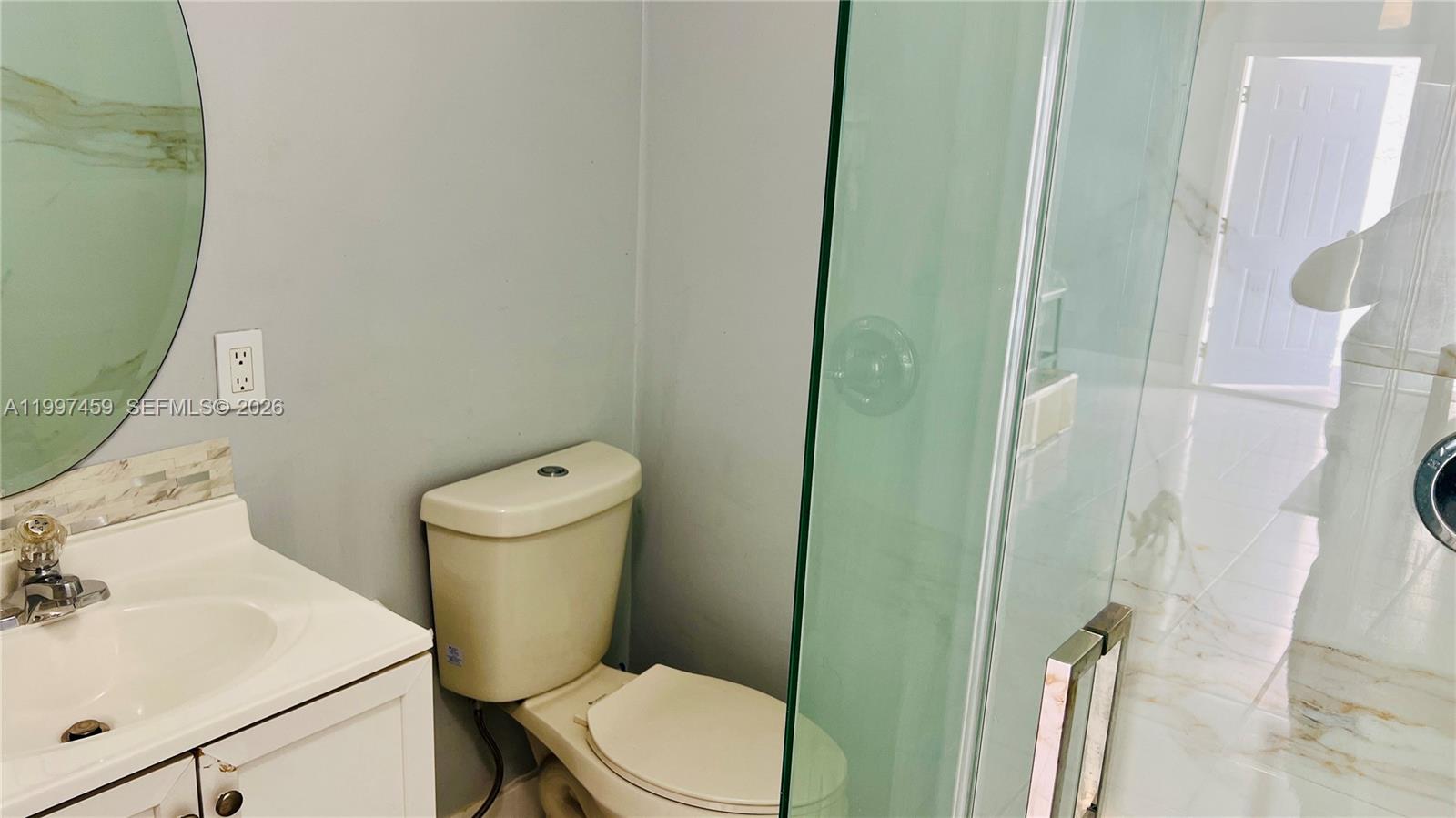 COUNTRY LAKE PARK 1ST ADD - Residential