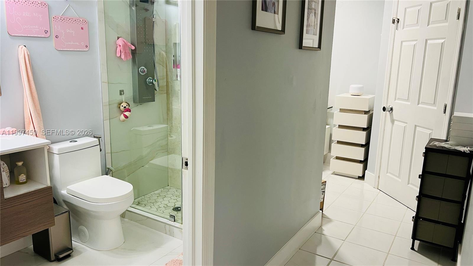 COUNTRY LAKE PARK 1ST ADD - Residential