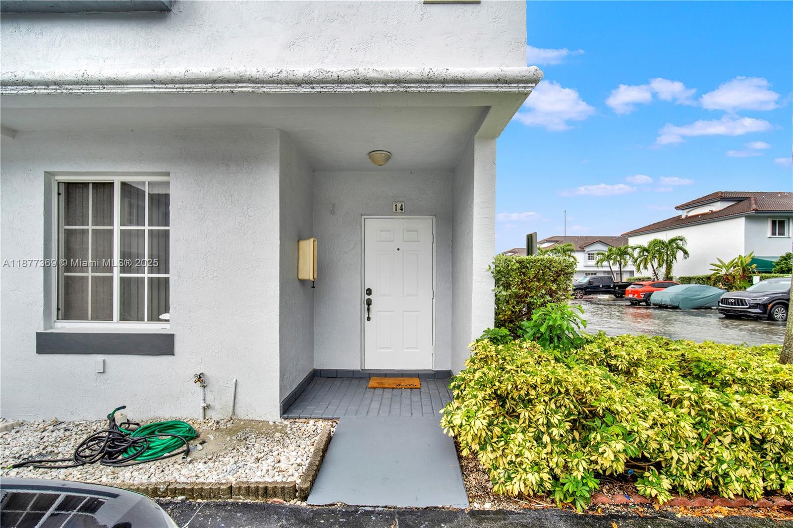 8210 NW 10th St 14