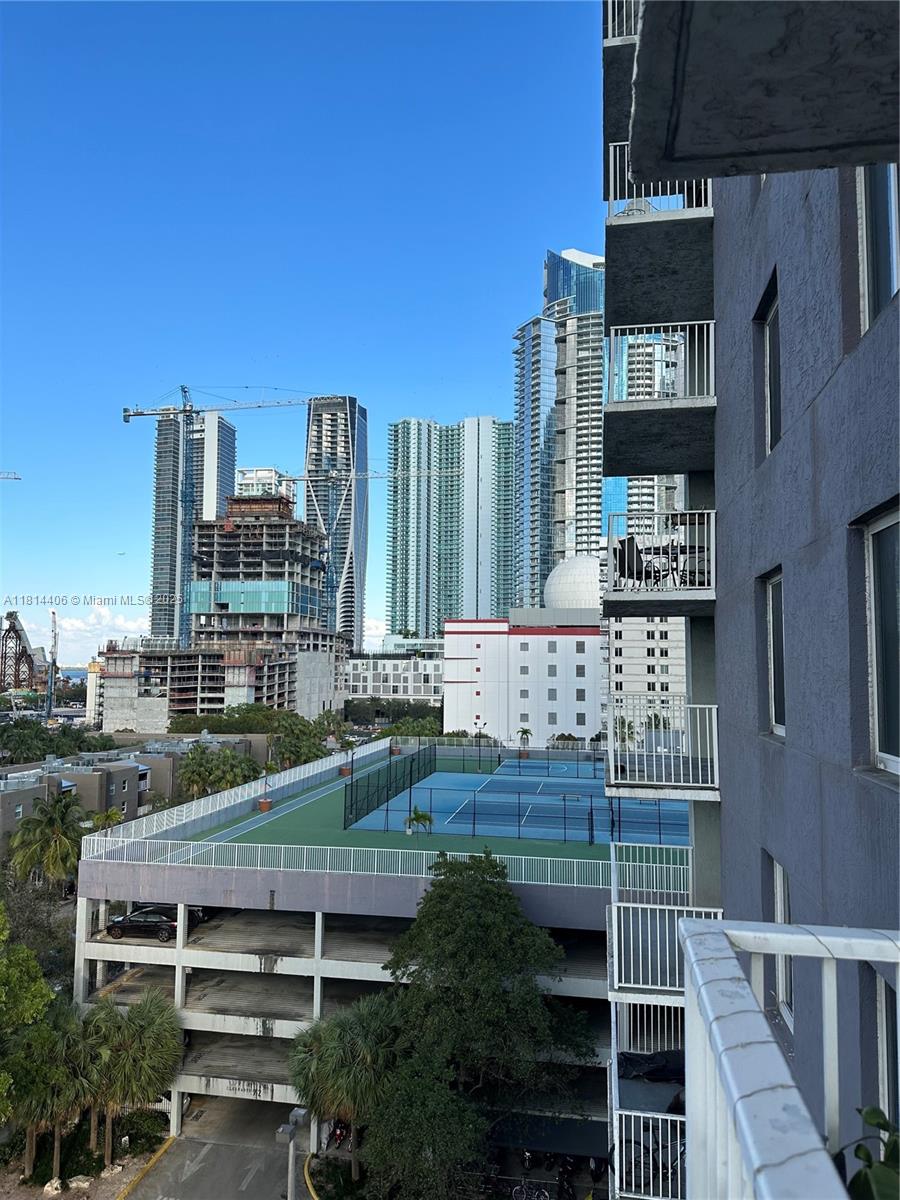 MADISON DOWNTOWN CONDO - Residential Lease