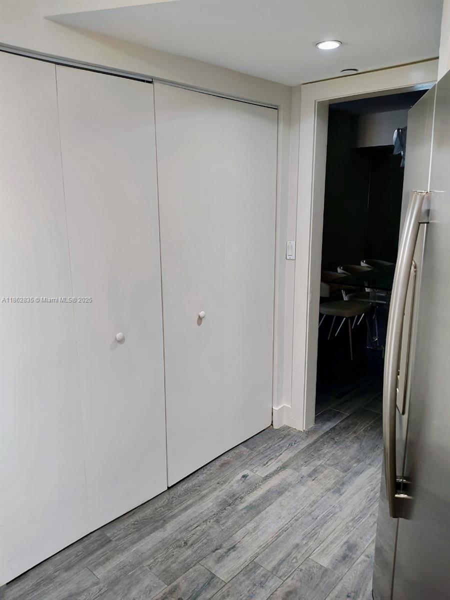 HAMPTONS WEST CONDO - Residential Lease