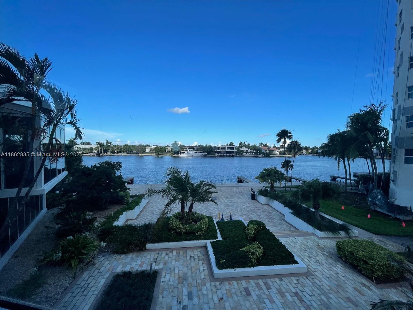 HAMPTONS WEST CONDO - Residential Lease