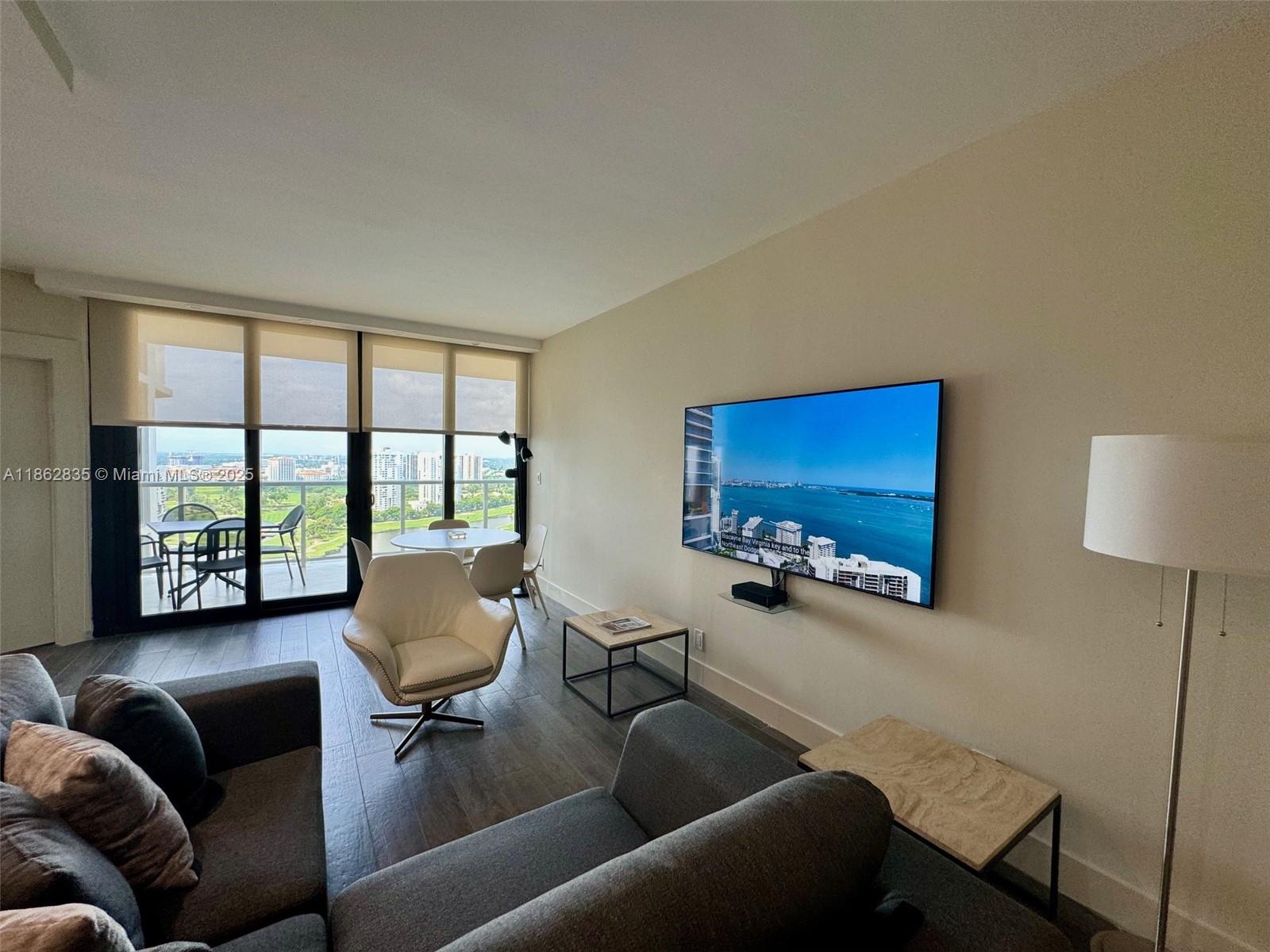 HAMPTONS WEST CONDO - Residential Lease