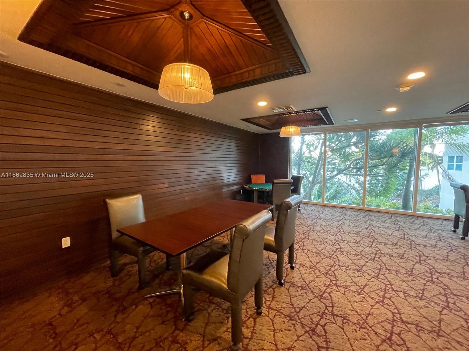 HAMPTONS WEST CONDO - Residential Lease