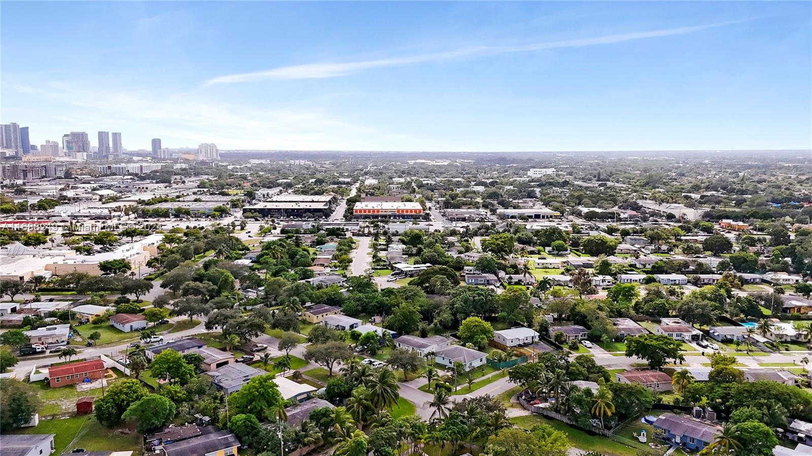 LAUDERDALE MANORS ADD - Residential