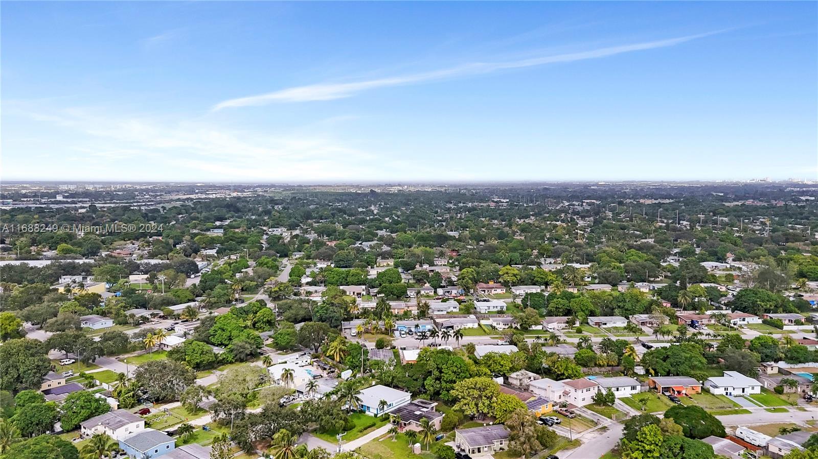 LAUDERDALE MANORS ADD - Residential
