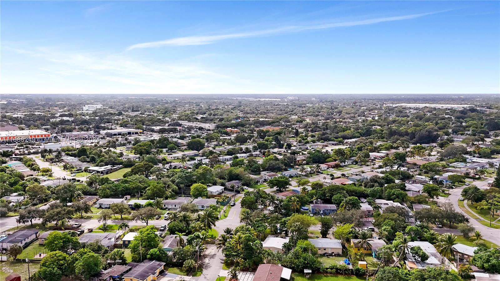 LAUDERDALE MANORS ADD - Residential