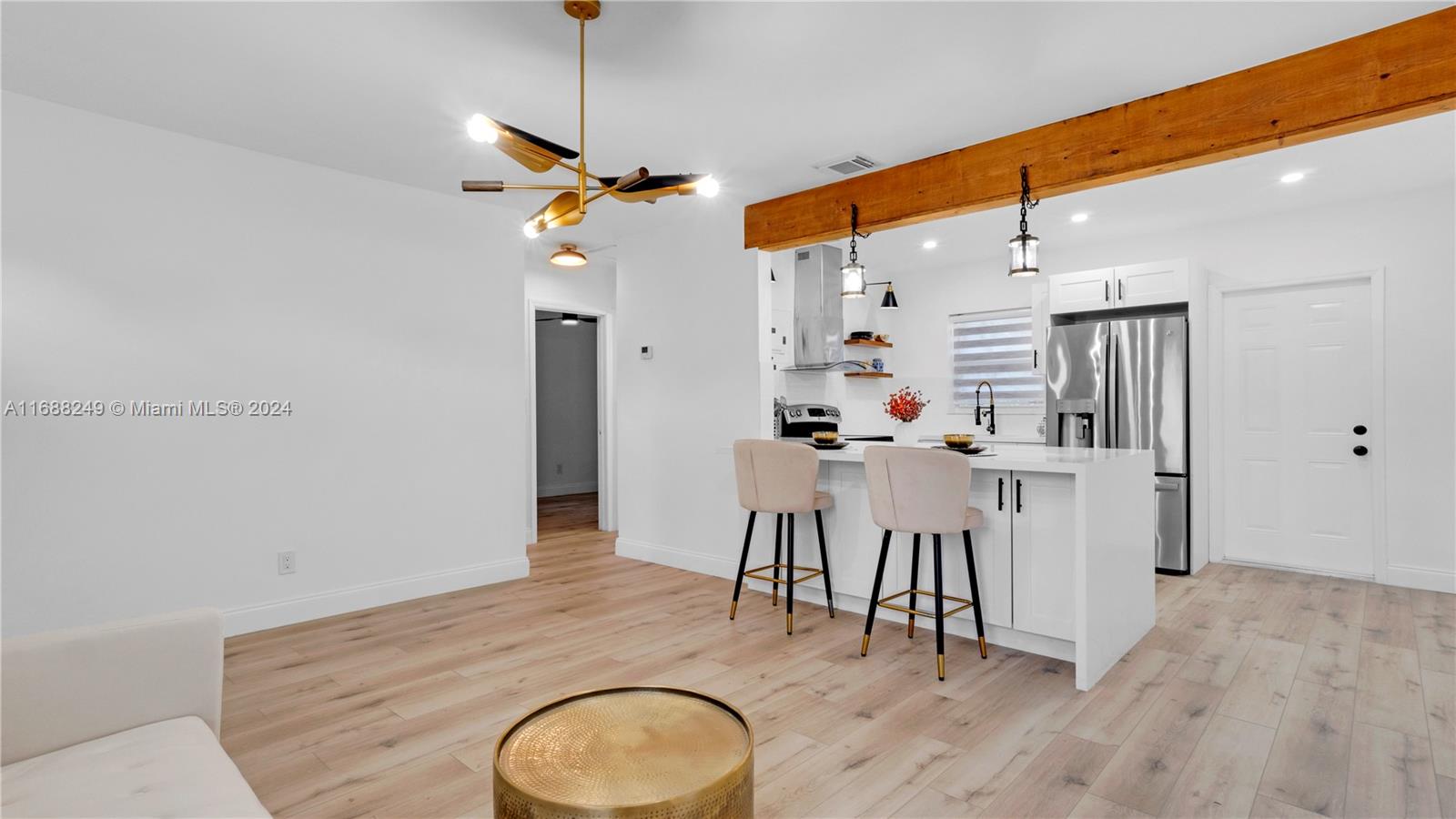 LAUDERDALE MANORS ADD - Residential