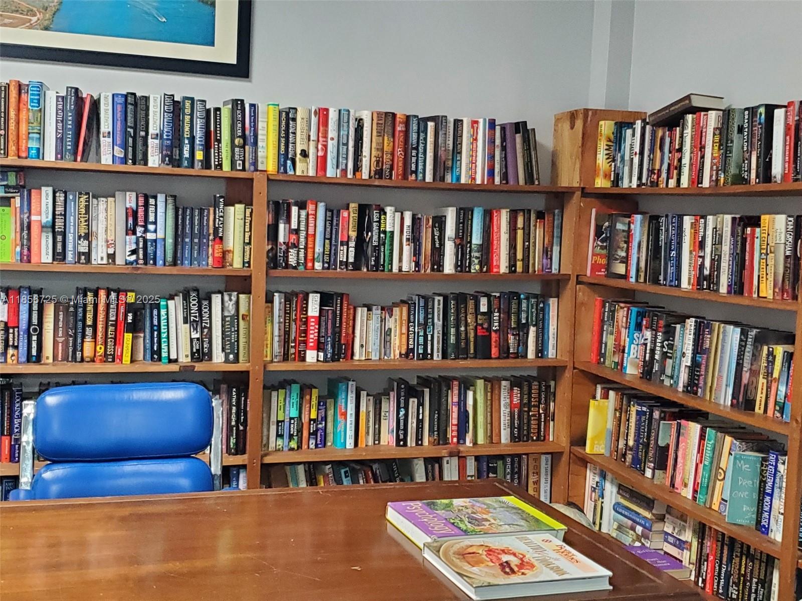 ARLEN HOUSE CONDO - Residential