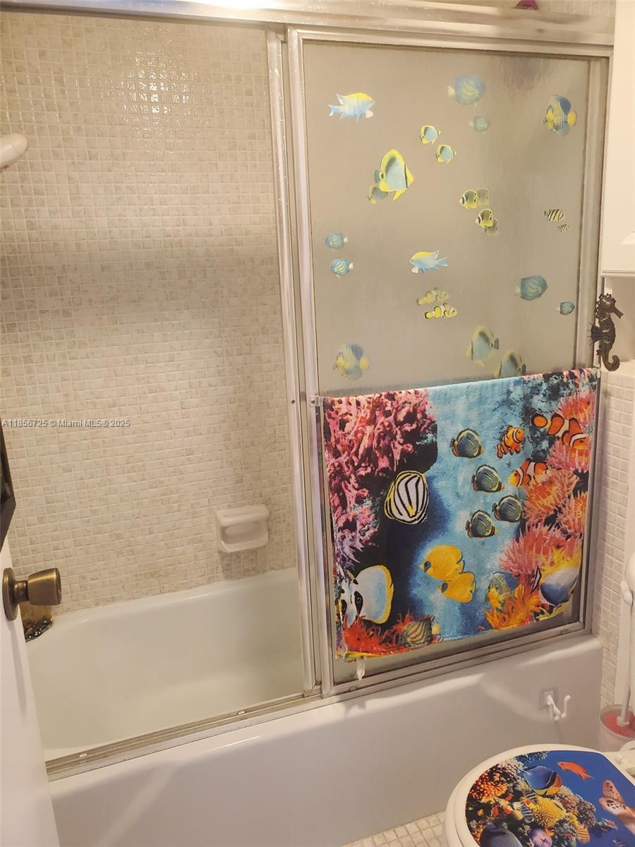 ARLEN HOUSE CONDO - Residential