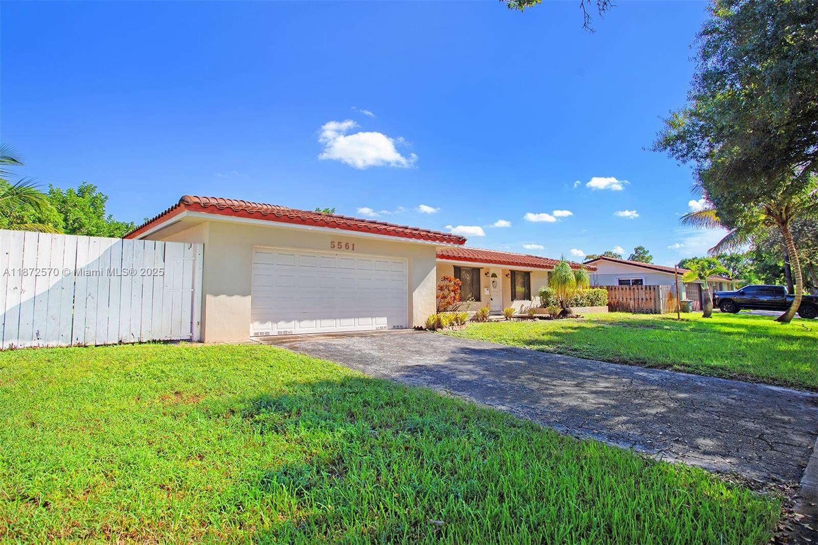 PLANTATION PARK THIRD ADD - Residential