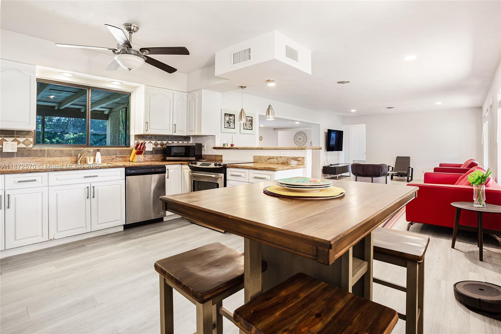 PLANTATION PARK THIRD ADD - Residential