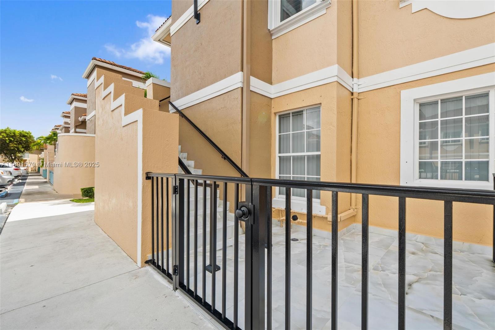 LAGO LINDO TOWNVILLAS CON - Residential Lease