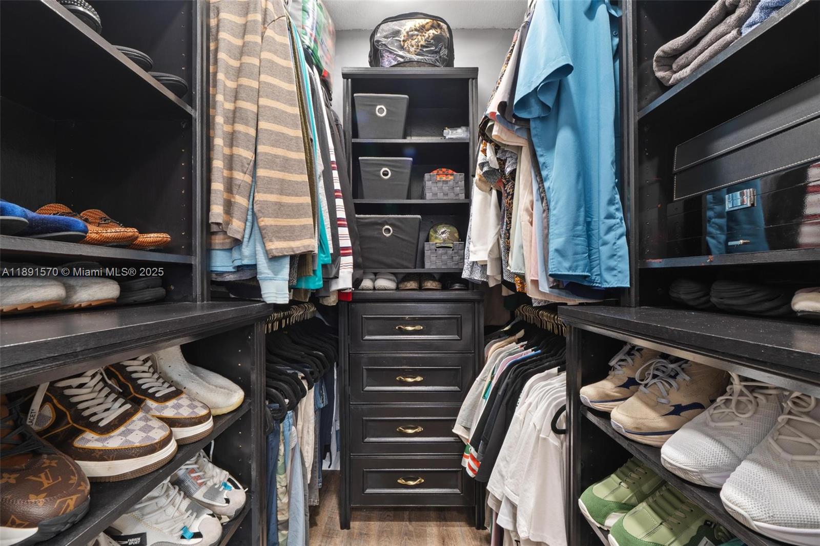 LAGO LINDO TOWNVILLAS CON - Residential Lease