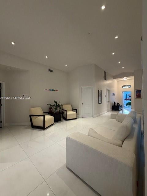 DORAL ISLES-ANTILLES - Residential