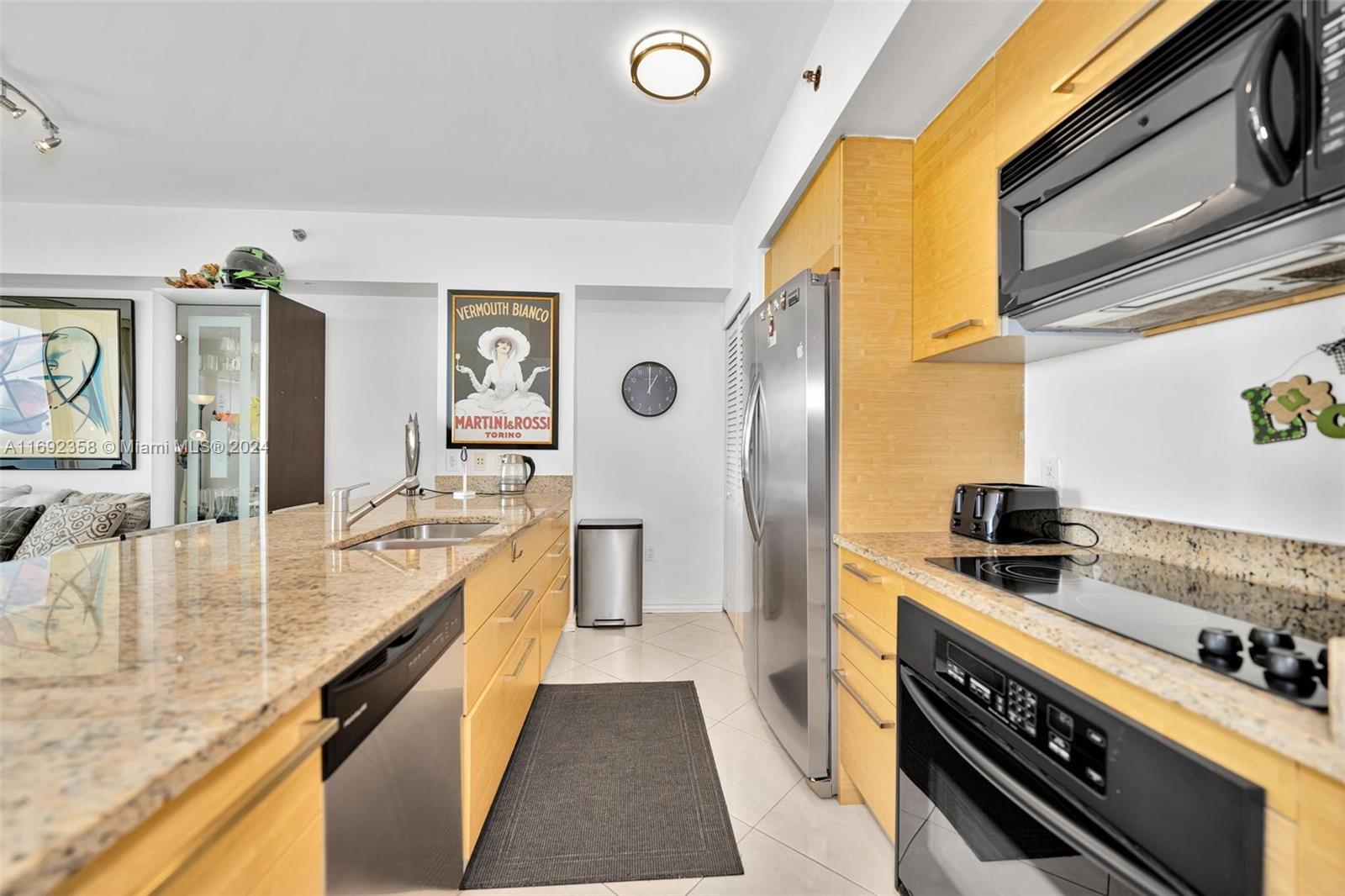 BEACH CLUB TWO CONDO - Residential Lease