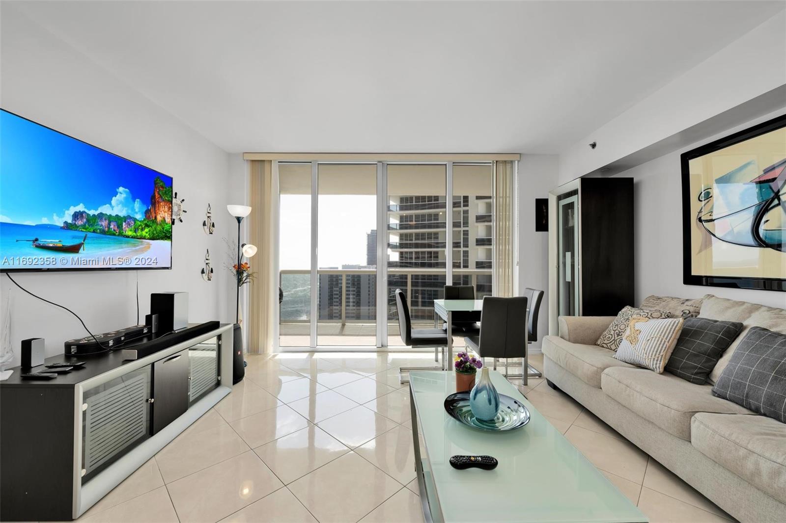 Rental Property at 1830 S Ocean Dr 2505, Hallandale Beach, Broward County, Florida - Bedrooms: 1 
Bathrooms: 1  - $5,000 MO.