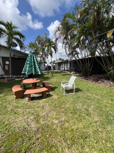 BROWARD GARDENS - Residential Income