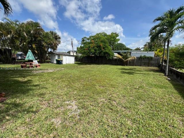 BROWARD GARDENS - Residential Income