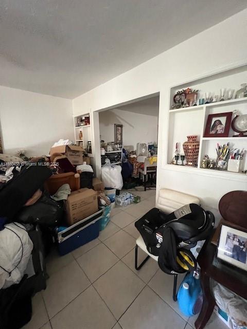 BROWARD GARDENS - Residential Income
