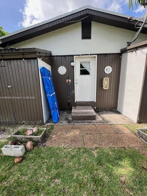 BROWARD GARDENS - Residential Income