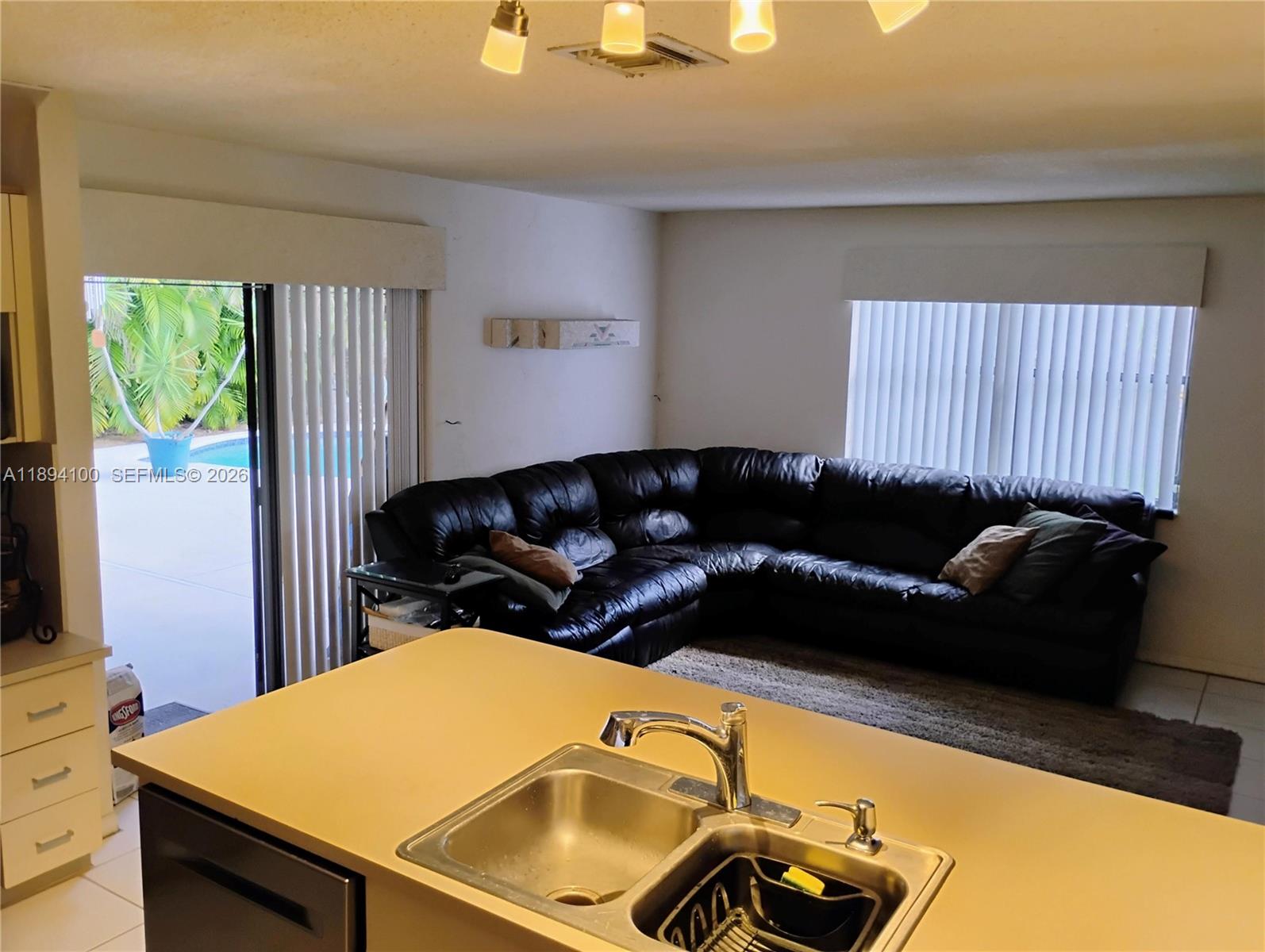 HAWKES BLUFF - Residential