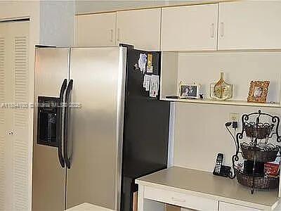 HAWKES BLUFF - Residential
