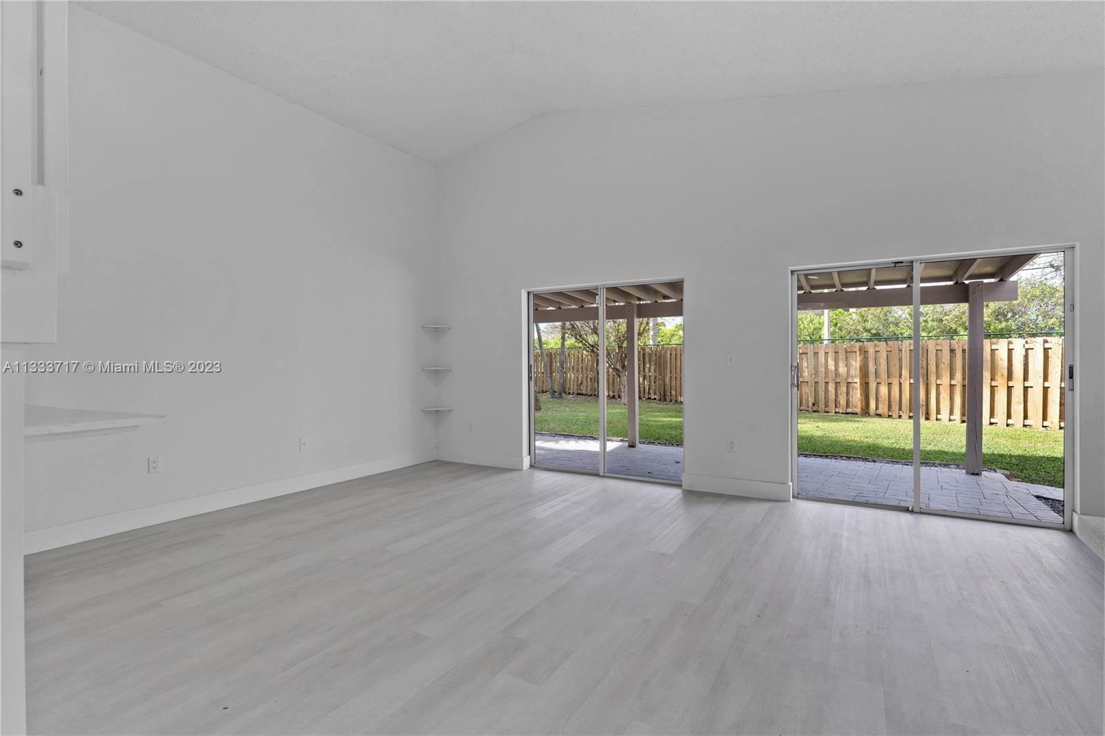 BISCAYNE POINT SOUTH - Residential