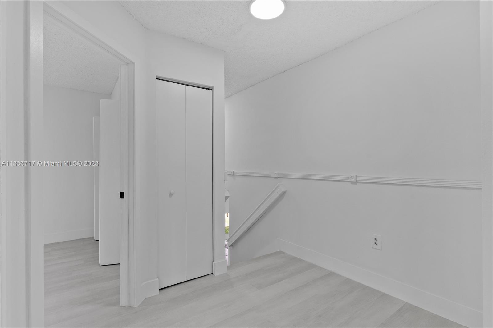 BISCAYNE POINT SOUTH - Residential