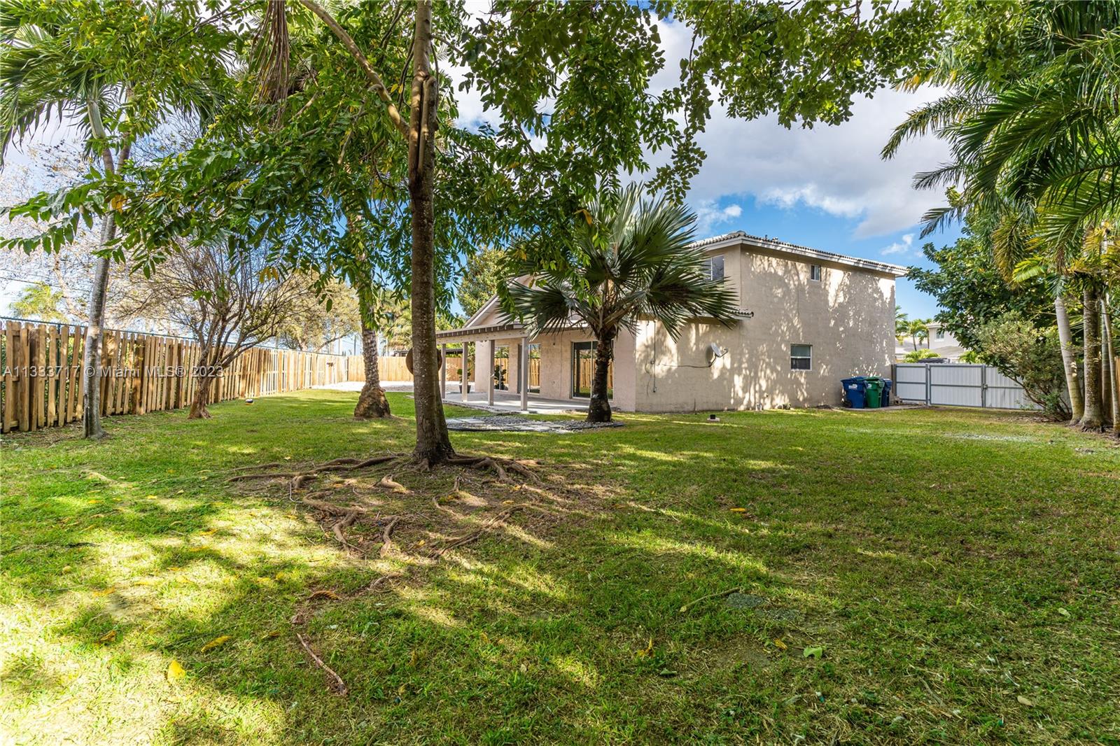 BISCAYNE POINT SOUTH - Residential