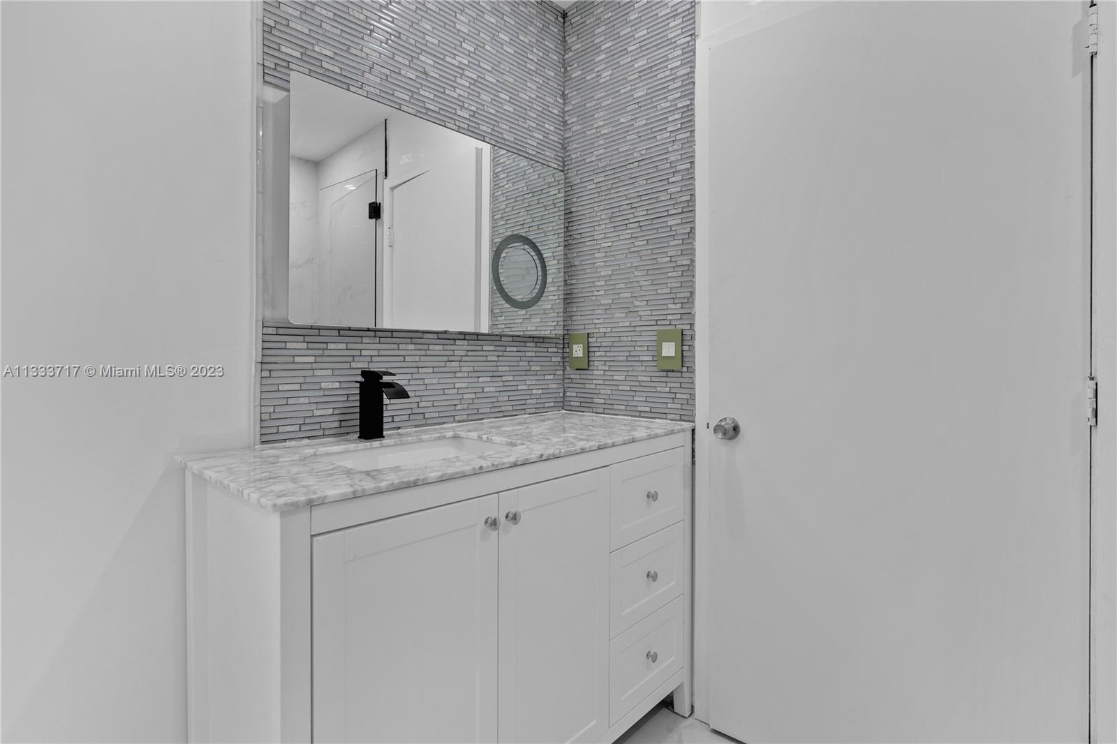 BISCAYNE POINT SOUTH - Residential