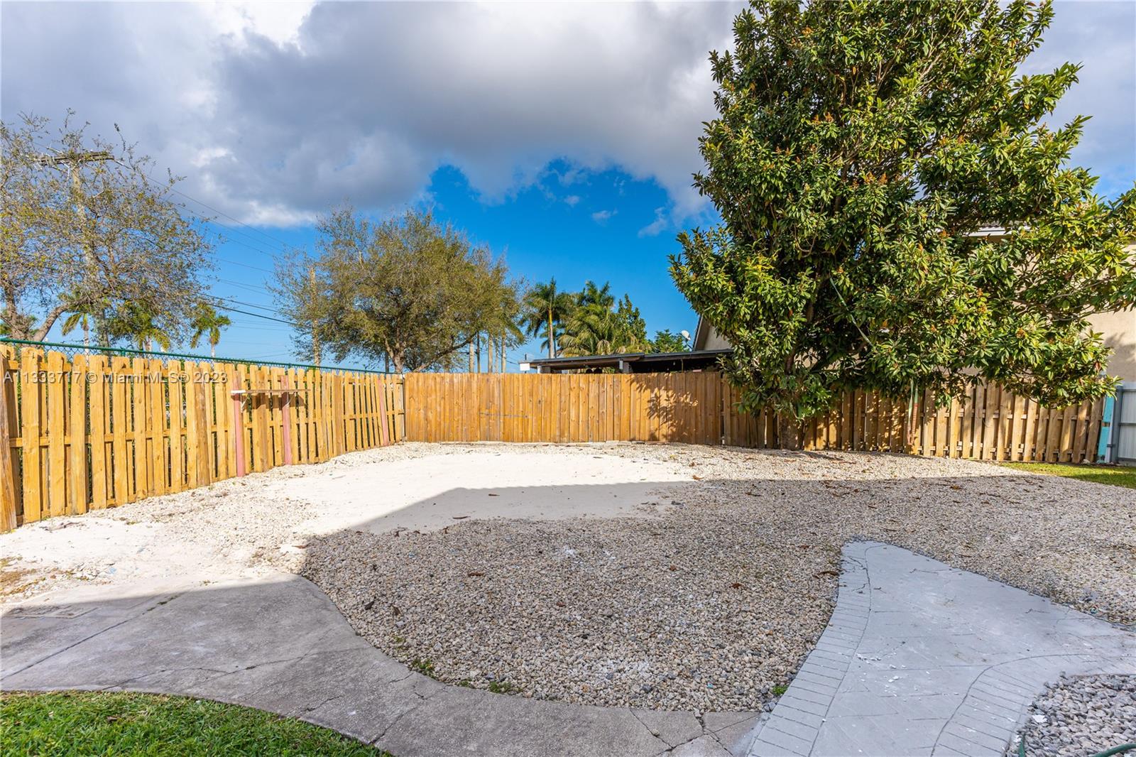 BISCAYNE POINT SOUTH - Residential