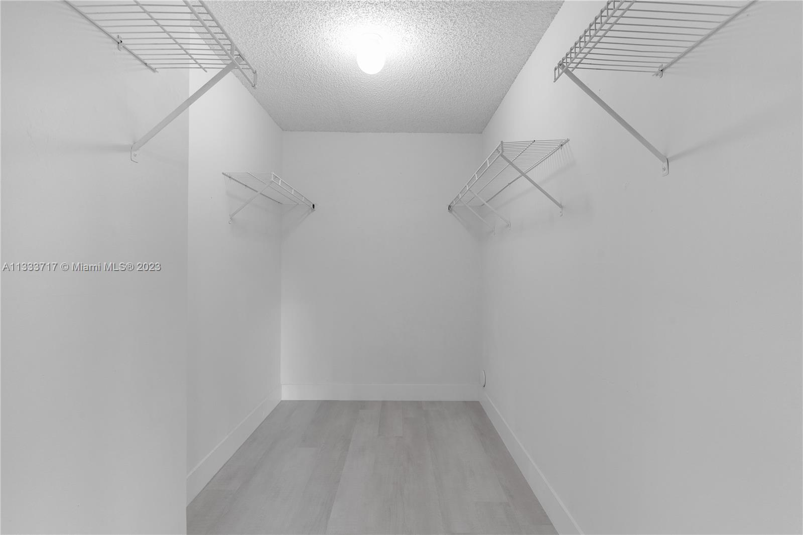 BISCAYNE POINT SOUTH - Residential