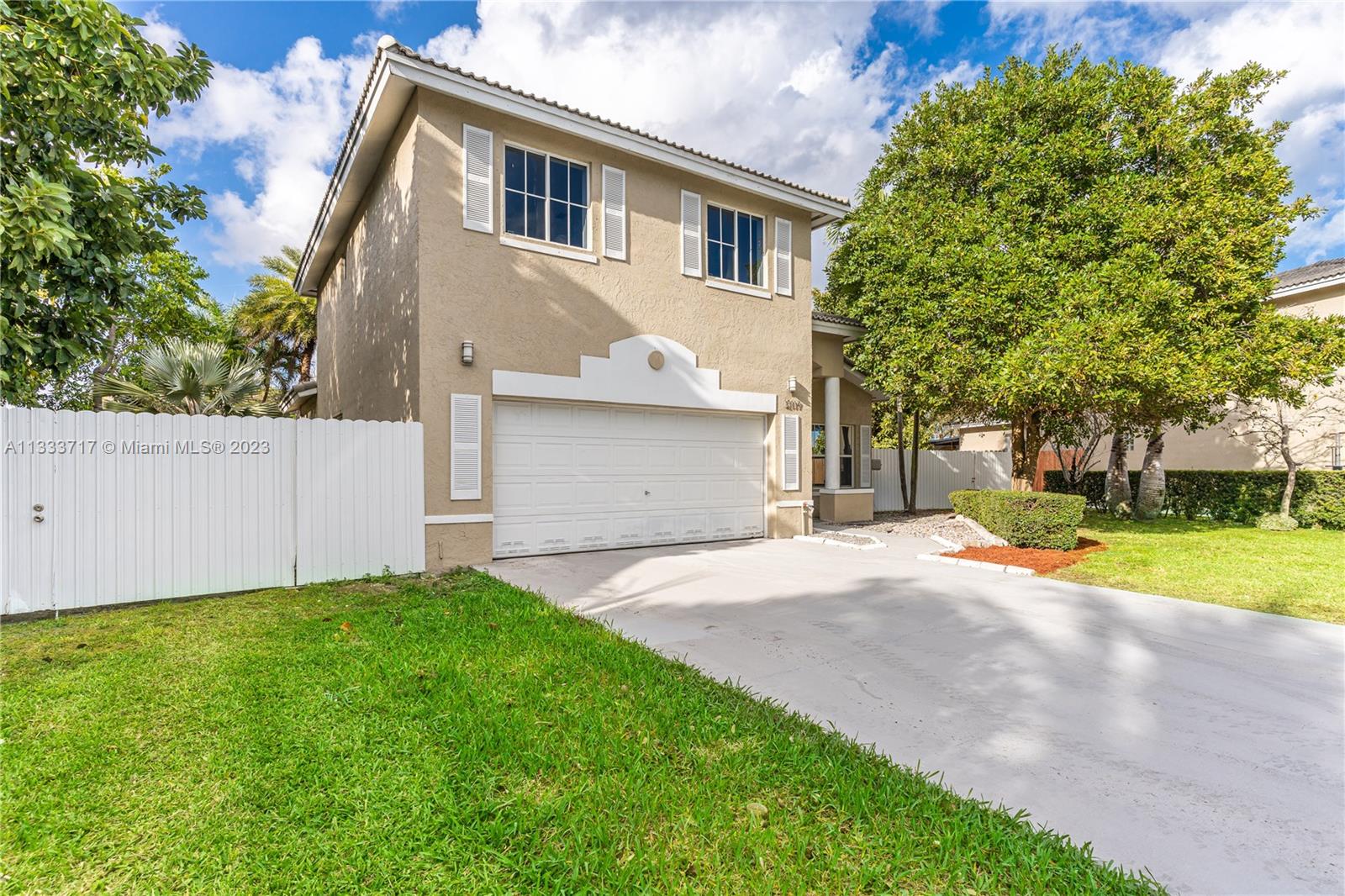 BISCAYNE POINT SOUTH - Residential