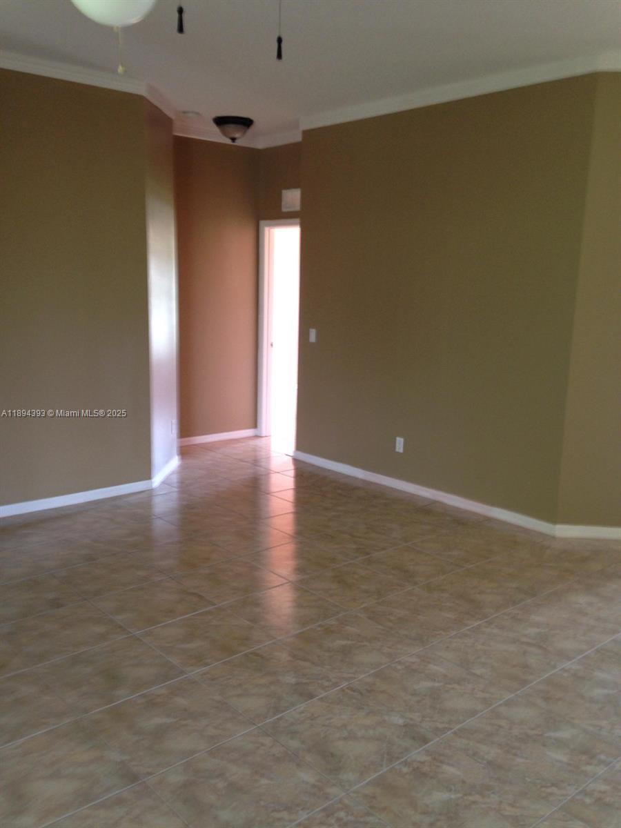PORT ST LUCIE SECTION 33 - Residential Lease