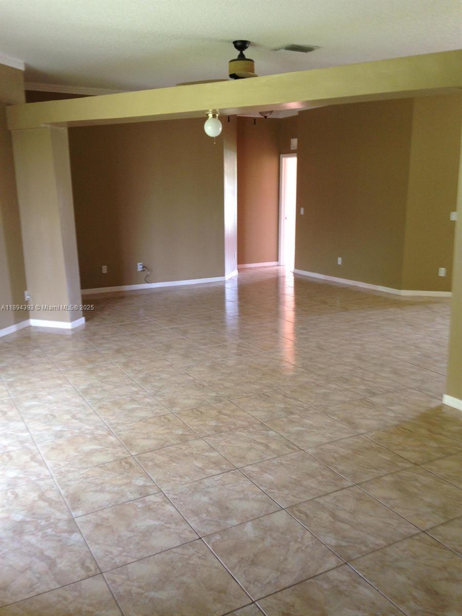 PORT ST LUCIE SECTION 33 - Residential Lease