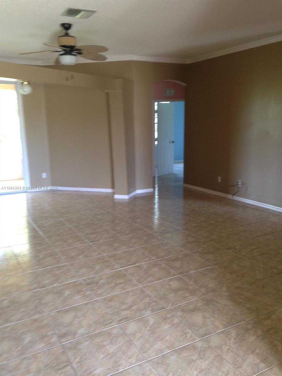 PORT ST LUCIE SECTION 33 - Residential Lease