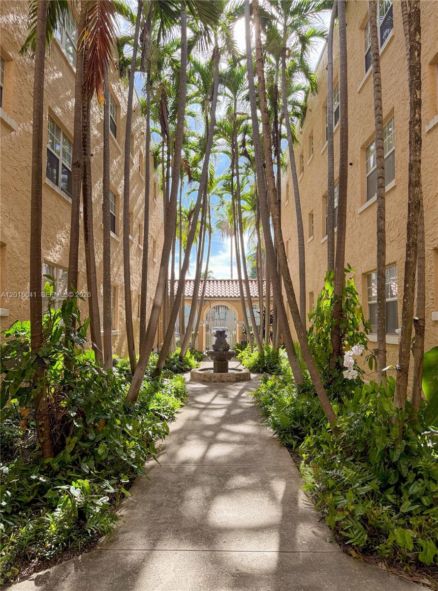 THE ROOSEVELT CONDO - Residential